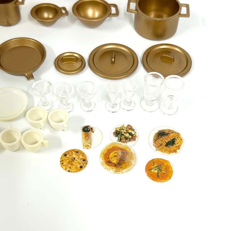[used] Restaurant Furniture and Accessories Set Sylvanian Families Calico Critters