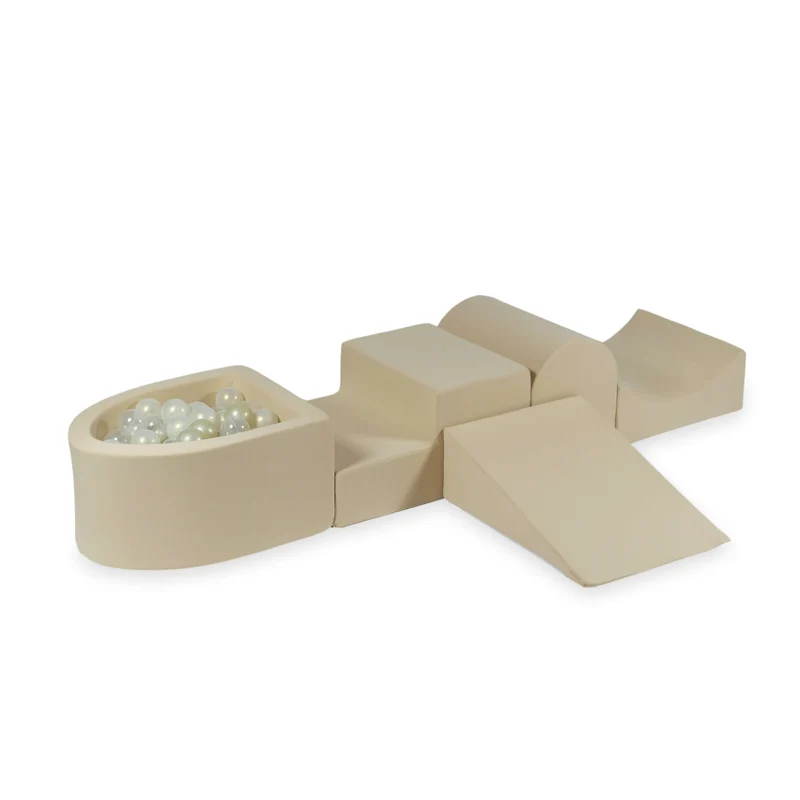 Aire de jeux en mousse avec colline et piscine micro beige + 100 balles