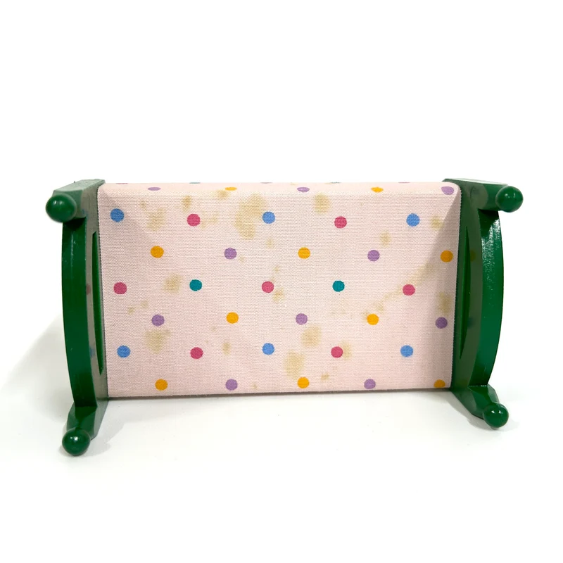 [used] Green Bed (M) Polka Dots Pink Sylvanian Families Calico Critters