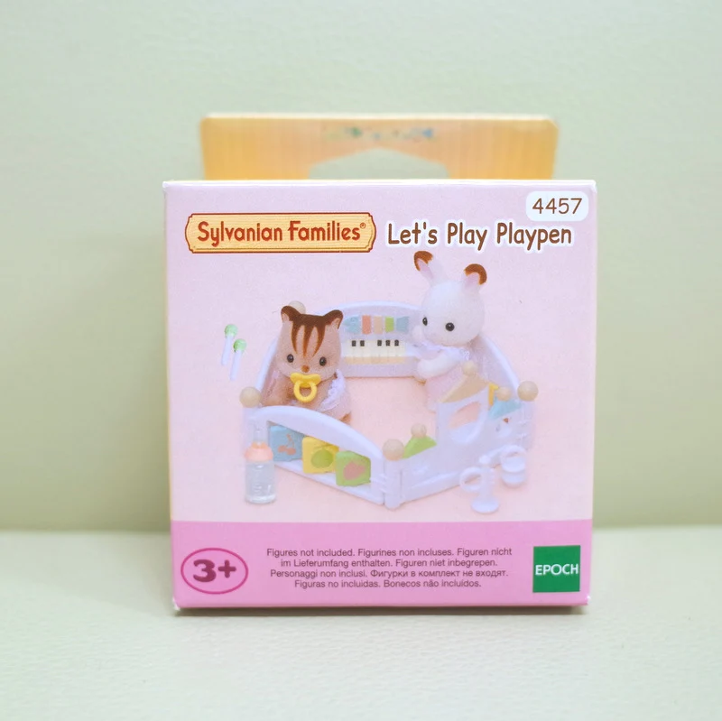Let's Play Playpen 4457 Sylvanian Families Calico Critters