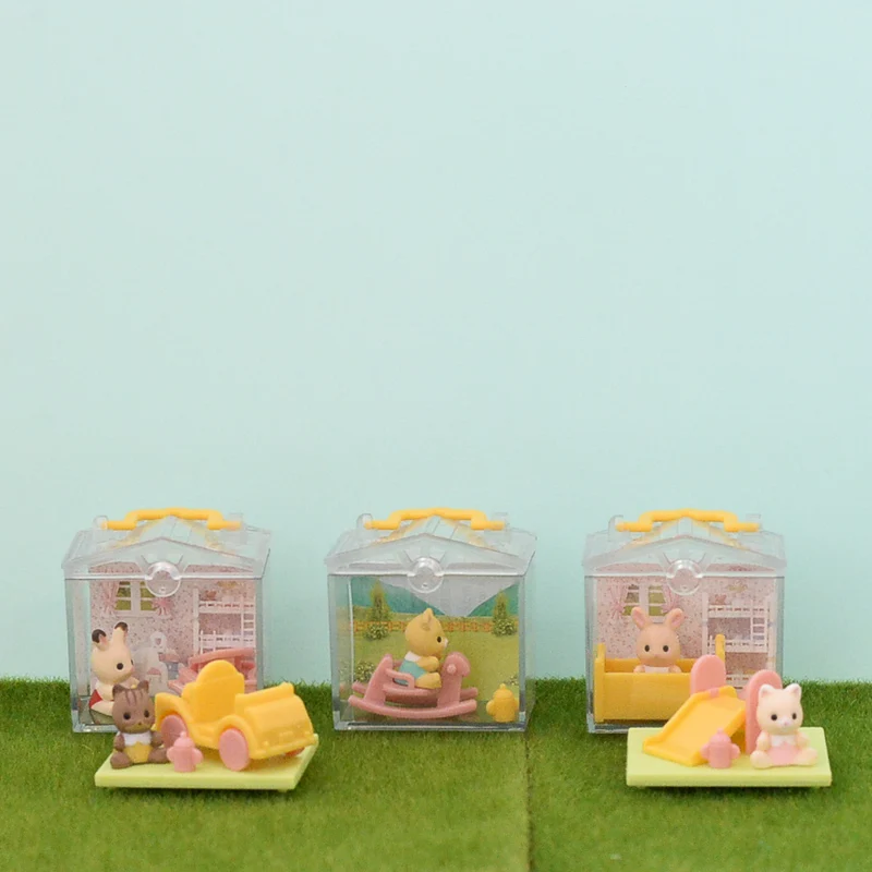 Capsules Toy Baby House Garden 5pc Set Sylvanian Families Calico Critters
