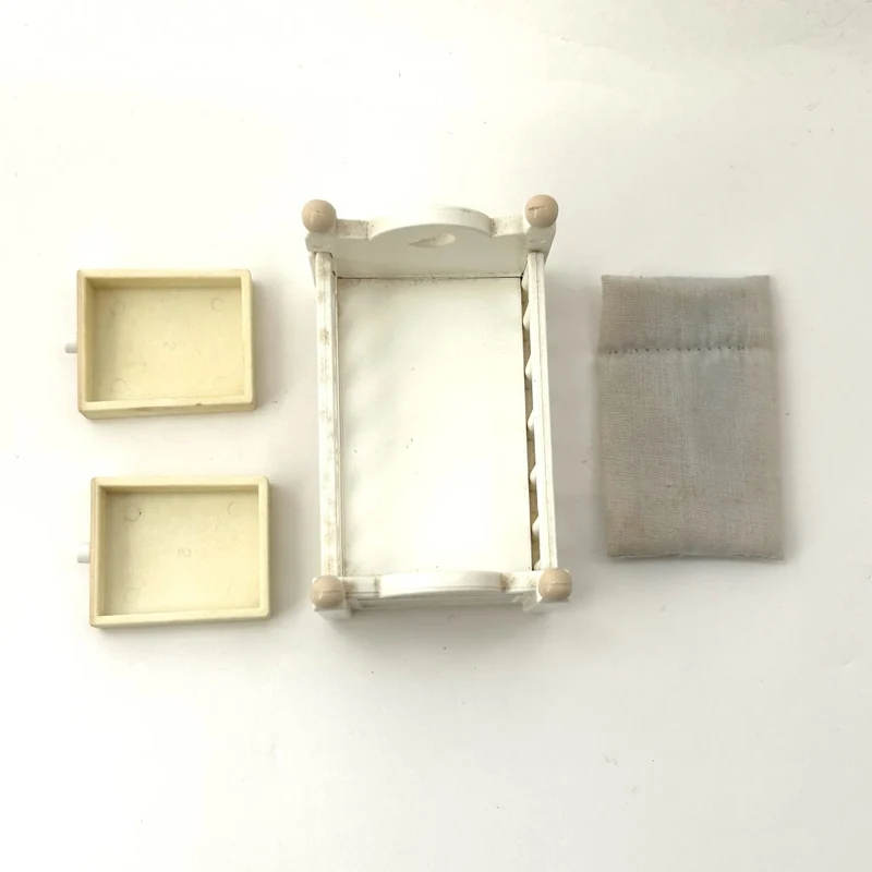 [Used] BABY BED Epoch Japan Sylvanian Families