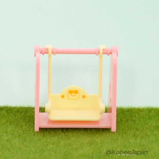 Dreamy Parade Series Play Equipment Swing Familymart 2022 Sylvanian Families Calico Critters