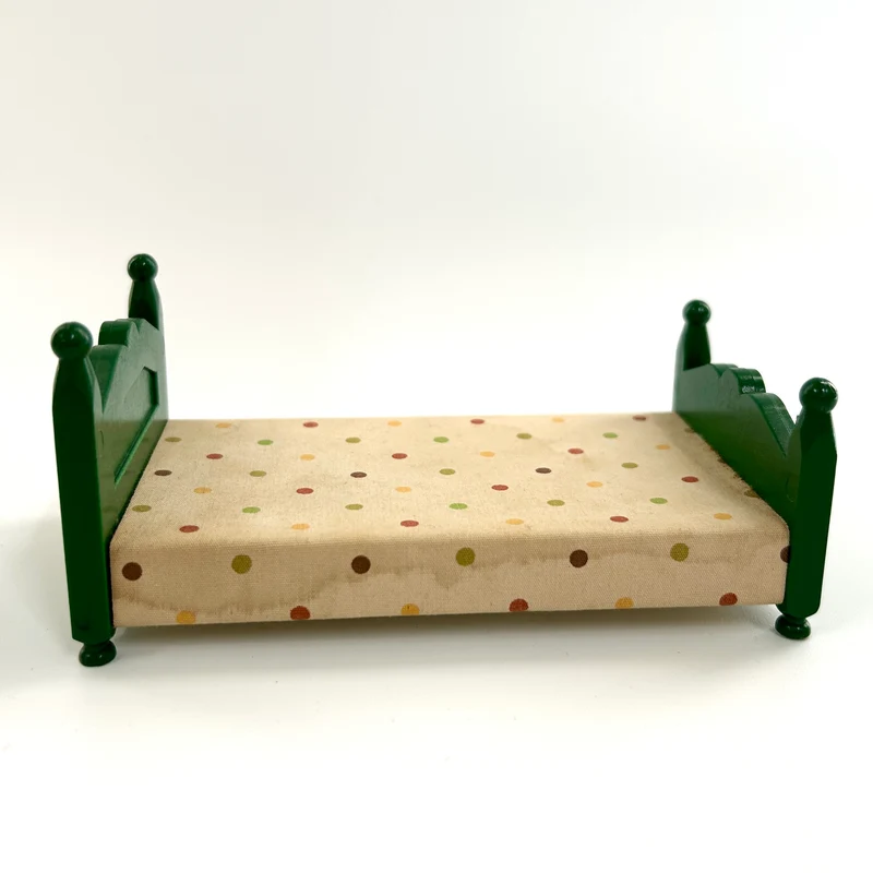 [used] Green Bed (L) Polka Dots White KA-07 Sylvanian Families Calico Critters