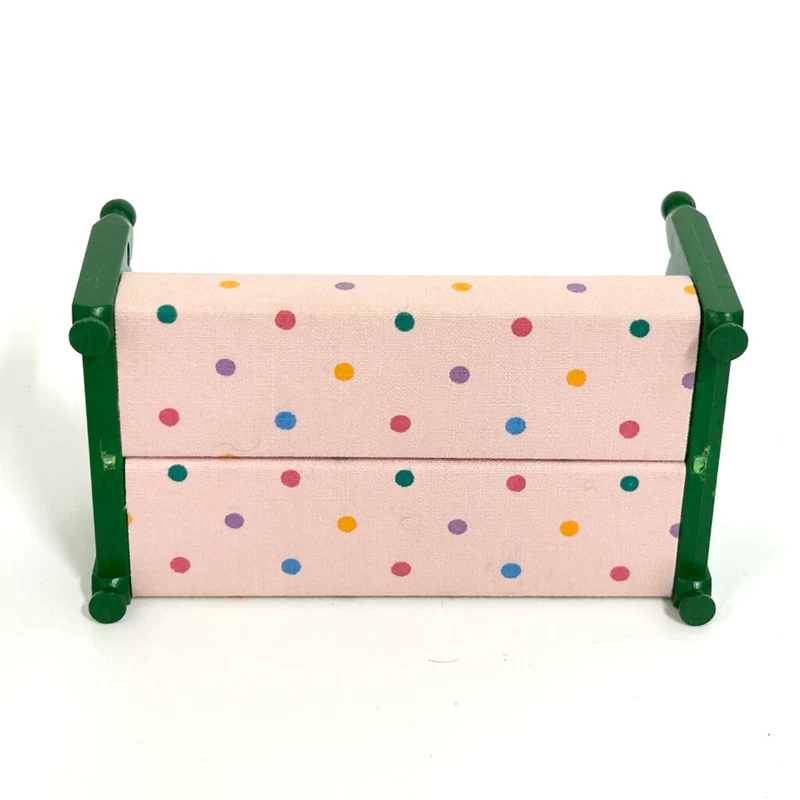[used] Vintage Green Bed (M) Polka Dots White Sylvanian Families Calico Critters