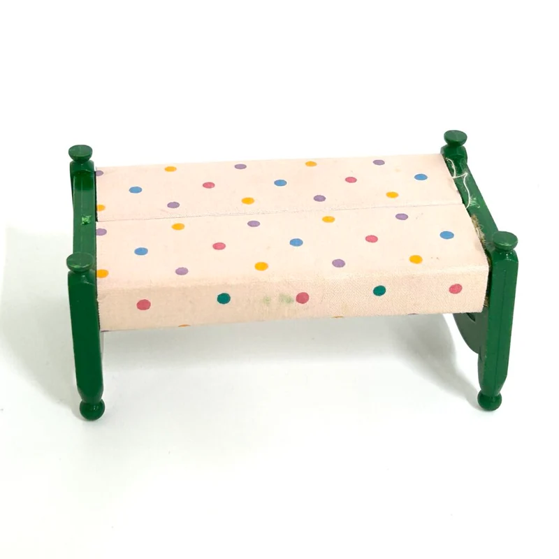 [used] Vintage Green Bed Sylvanian Families Calico Critters