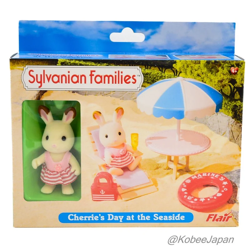Cherrie's Day At The Seaside Flair 4672 Sylvanian Families Calico Critters