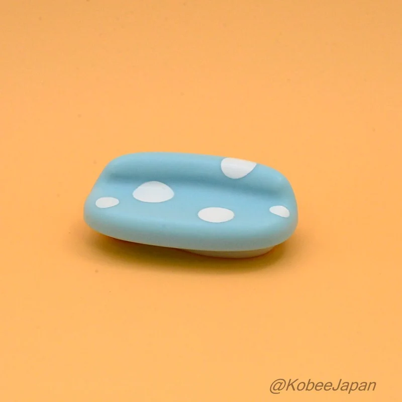 Secret Forest Series Blue Mushroom Sofa Familymart 2023 Sylvanian Families Calico Critters