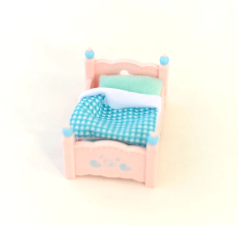 Fluffy Dream Collection Bed Set Mint Green Familymart 2021 Sylvanian Families Calico Critters