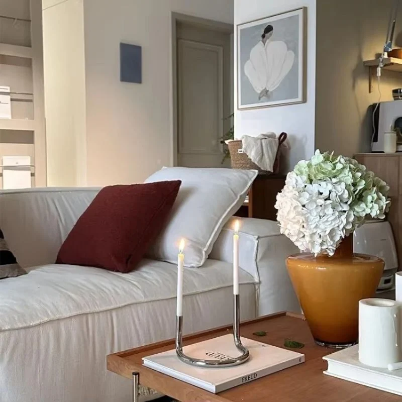 AuraHold - Lysestage med U Formet Design