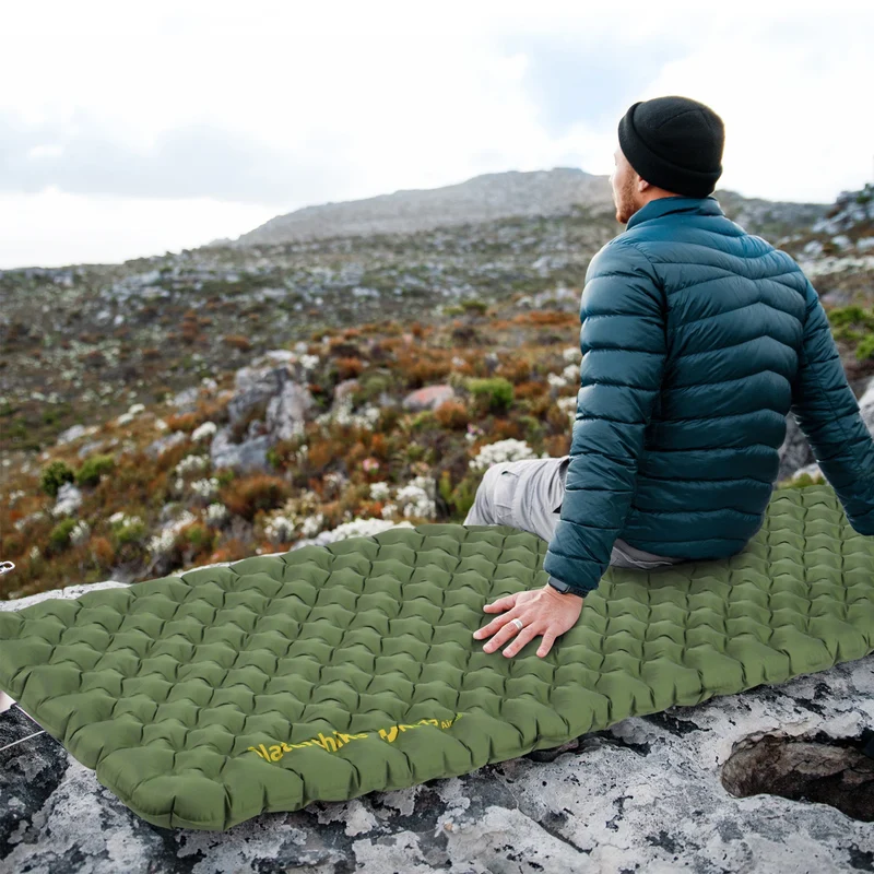 Matelas de Camping Gonflable Isolation 4.6R