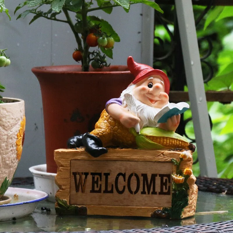 Nain de Jardin avec Pancarte Bienvenue