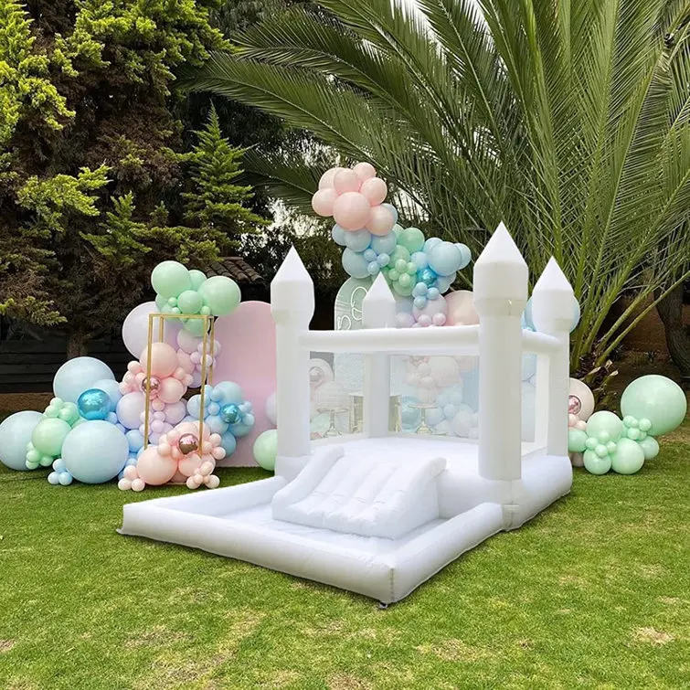 Château Gonflable Blanc Fosse à Balles Mariage