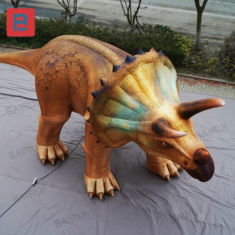Décoration Gonflable Dinosaure Triceratops Géant