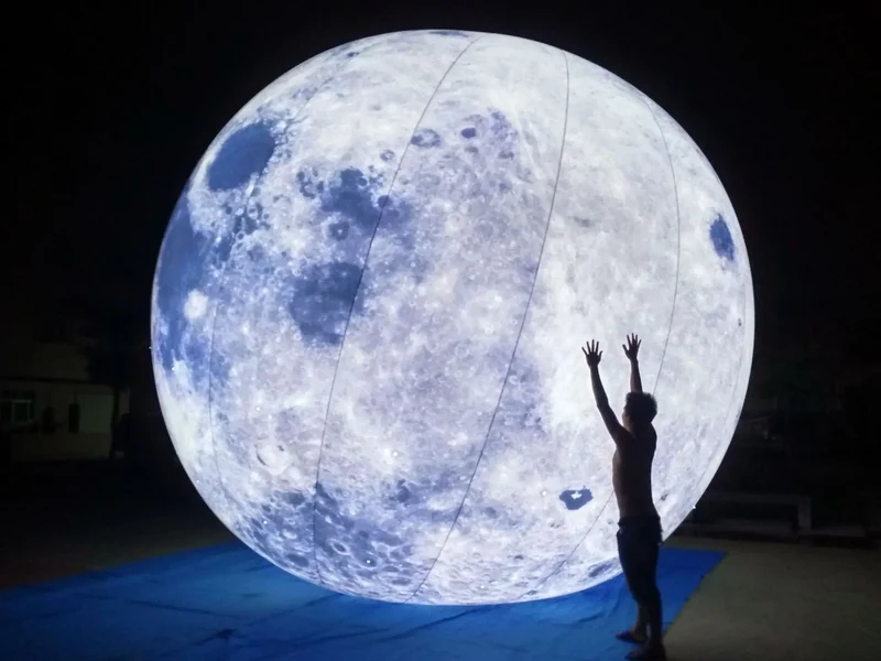 Ballon Gonflable Lune Lumineuse LED