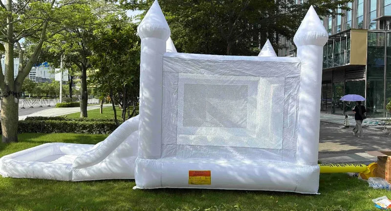 Château Gonflable Blanc Toboggan Mariage