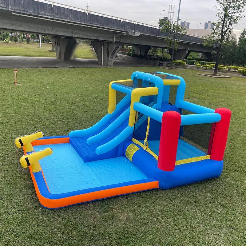 Château Gonflable Toboggan Pistolet à Eau