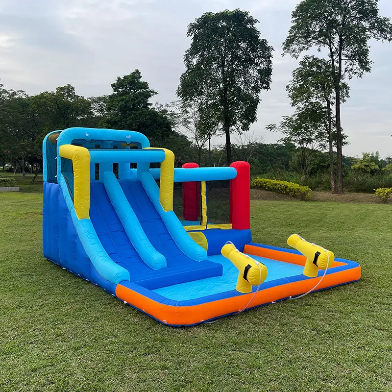 Château Gonflable Toboggan Pistolet à Eau