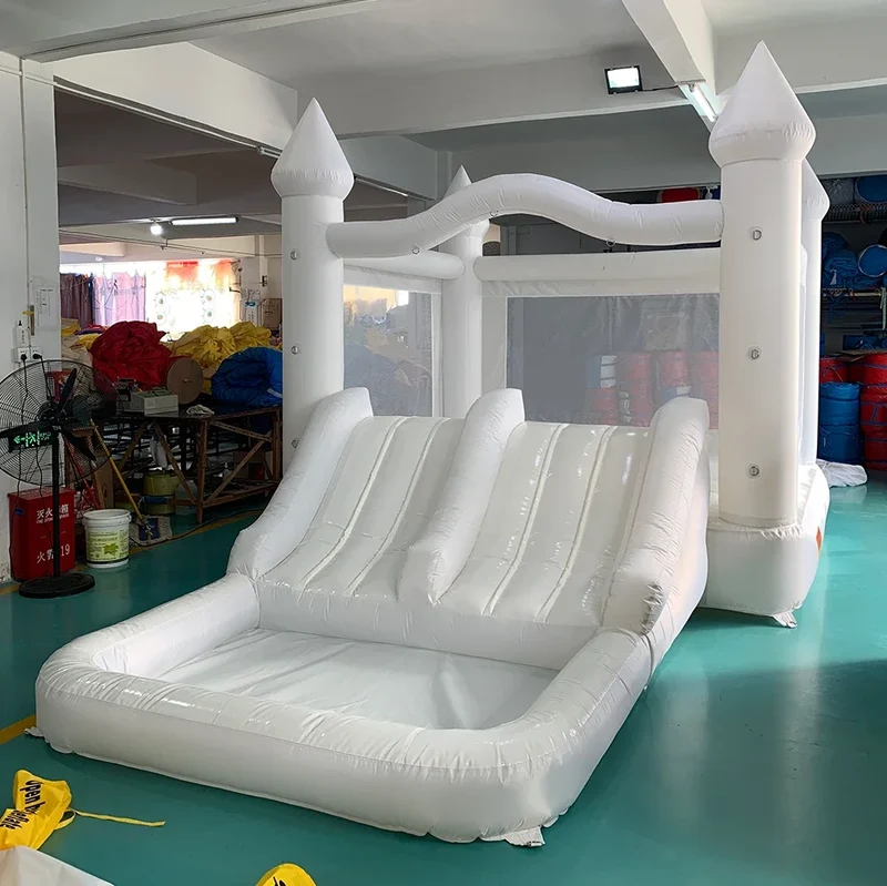 Château Gonflable XXL Piscine à Balles
