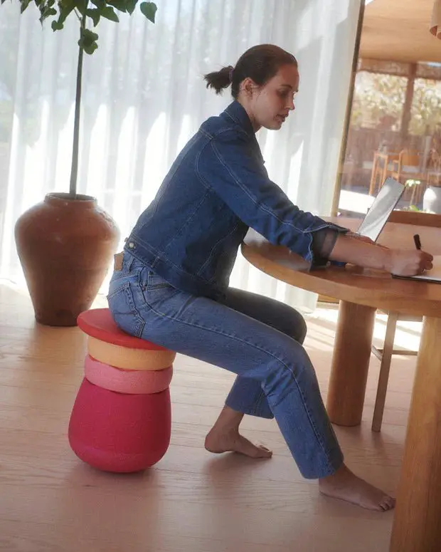 Stapelstein® Dynamic all – Tabouret modulaire pour le mouvement et la concentration à tout âge