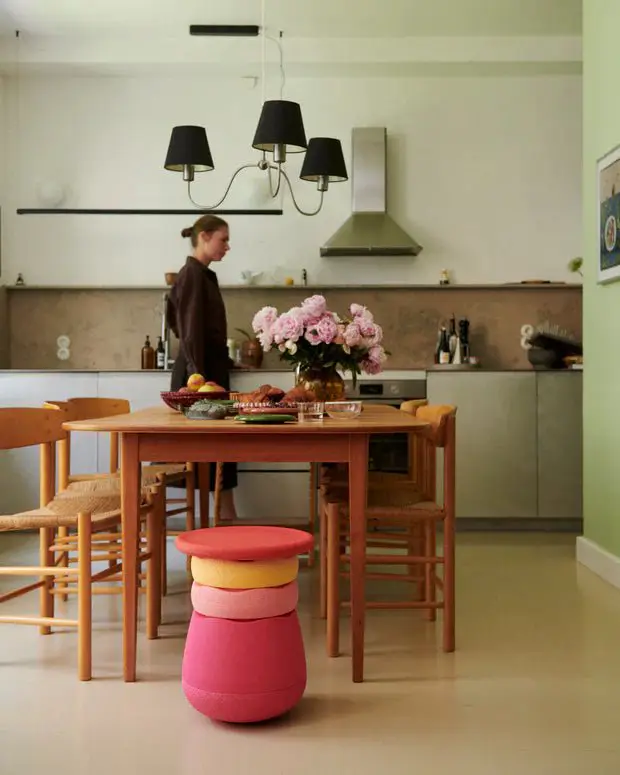 Stapelstein® Dynamic all – Tabouret modulaire pour le mouvement et la concentration à tout âge