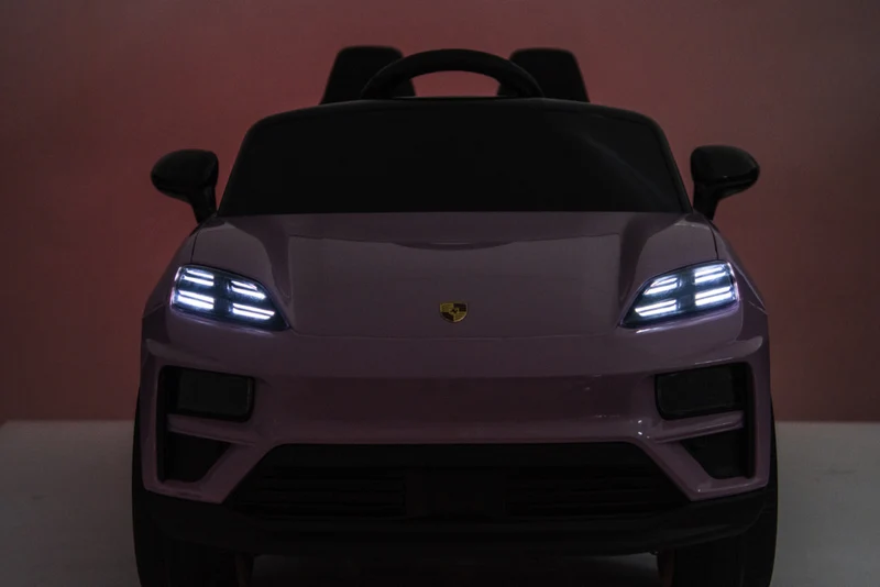 Porsche Macan Turbo, Elektrische Kinderauto Met Een Lithium Accu, Muziek Module, Rubberen Banden En Meer.