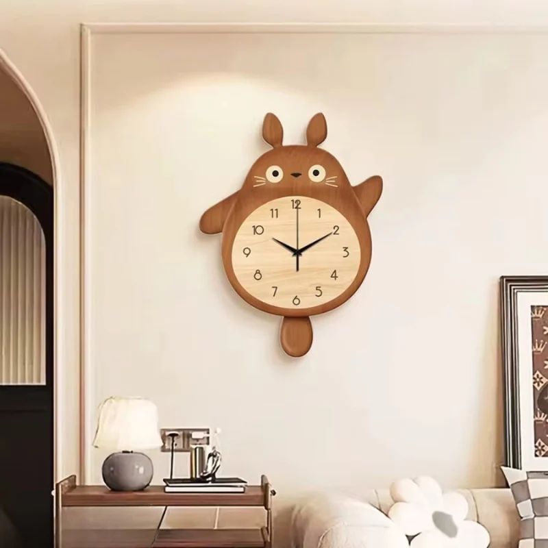 CuteClock – Dekorativt Vægur med Tegneserie Kat