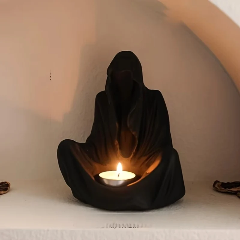 GlowChar – Kreativ Lysestage med Karakterstatue
