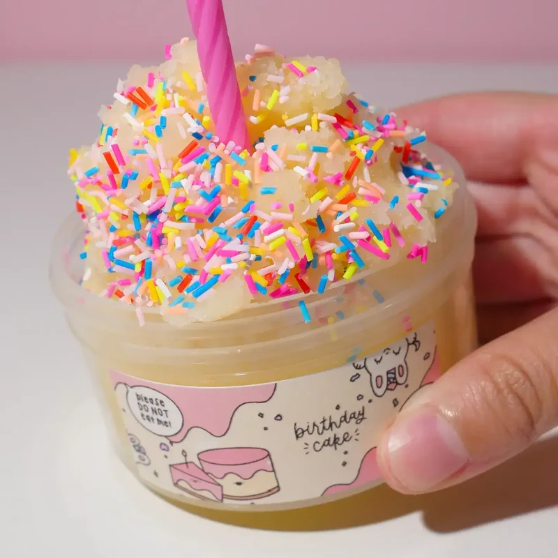 Jouet de slime gâteau d'anniversaire - Sonria Slime LLC