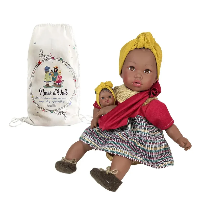 Poupée Alika avec bébé Burgundy