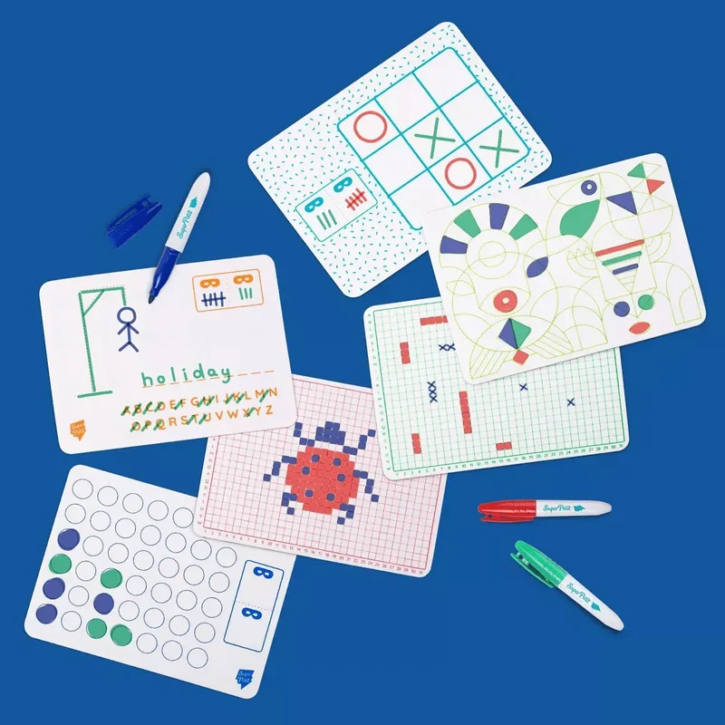 Jeux de voyage: 6 jeux nomades effaçables pour s’amuser à l’infini ! - SuperPetit