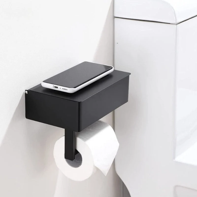 ShelfMate – Toiletpapirholder med Integreret Hylde og Bakke