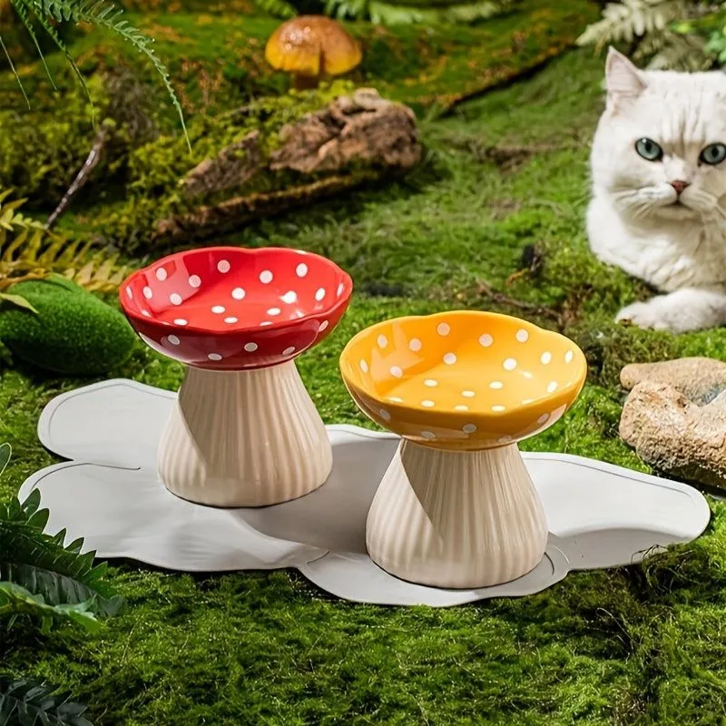 MushBowl - Dyrefoderskål med Svampeinspireret