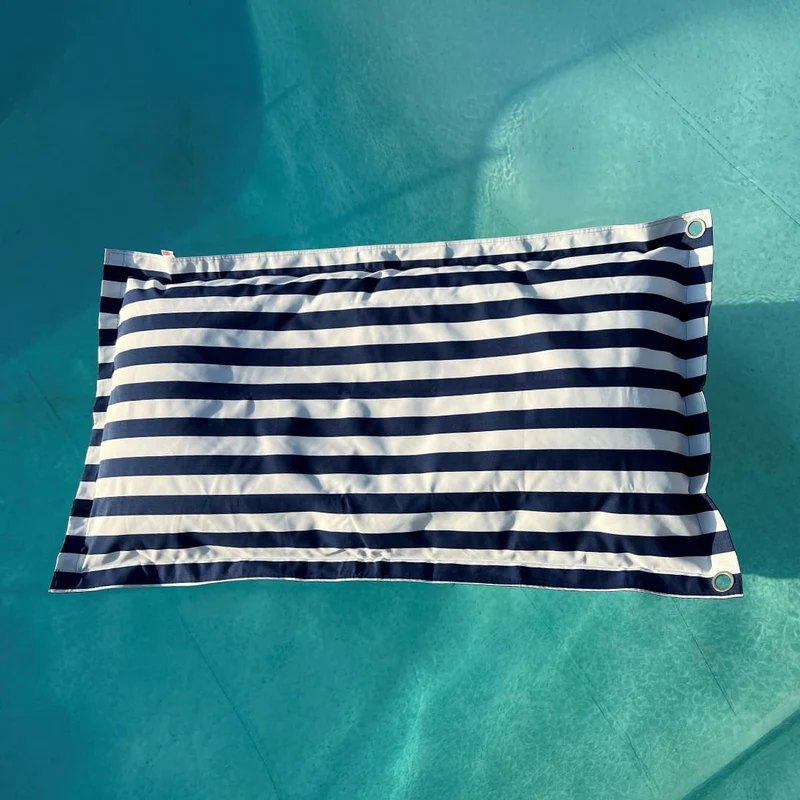 Matelas Oasis Martini de piscine