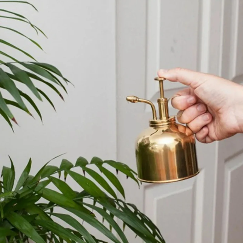 WaterMate – Vandkande til Planter med Manuel Betjening og Indbygget Håndtag