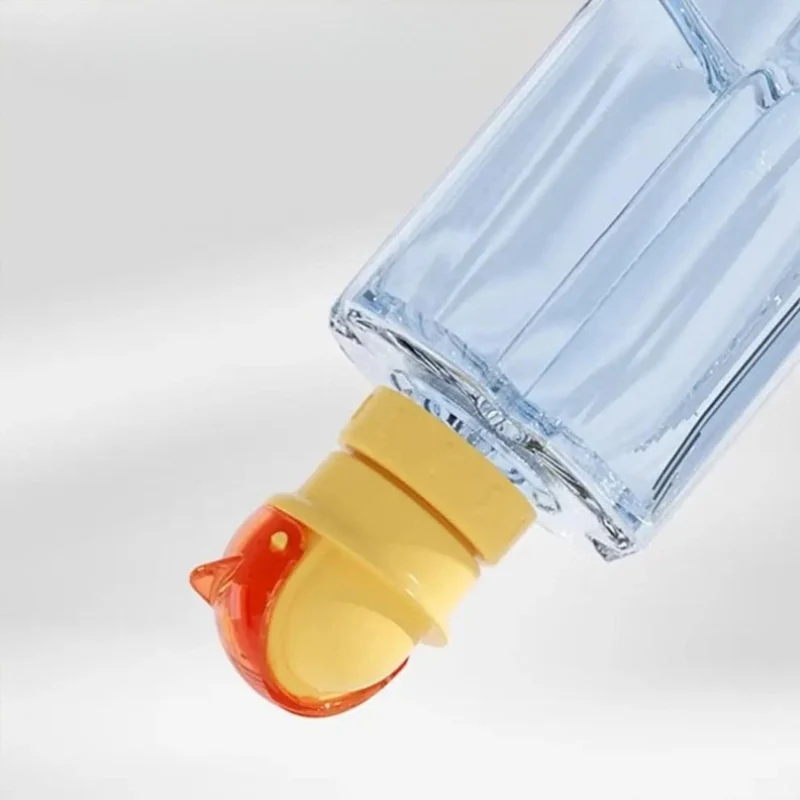 CapMate – Bærbart Sugerørslåg med Genanvendeligt Design
