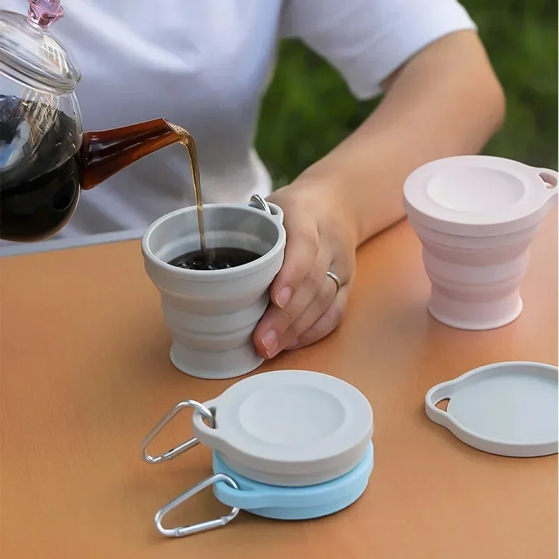 CupMate – Foldbar Mini Kop med Indbygget Ophængningshul