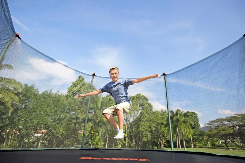 Bestway Xtreme Air Trampoline 427 cm x 286 cm