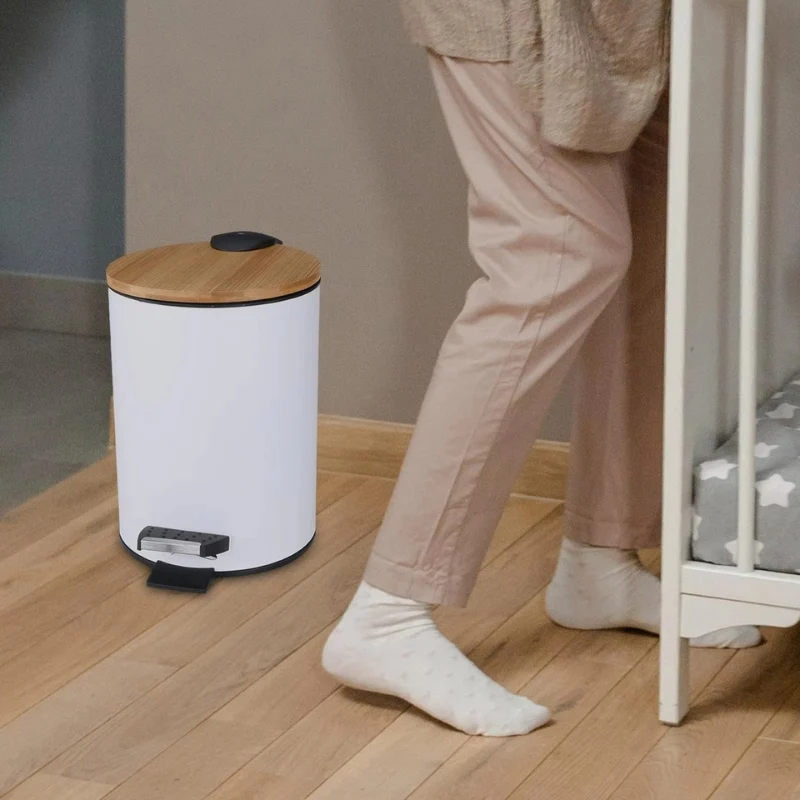 CleanStep – Flip trin skraldespand med låg til affaldsorganisering
