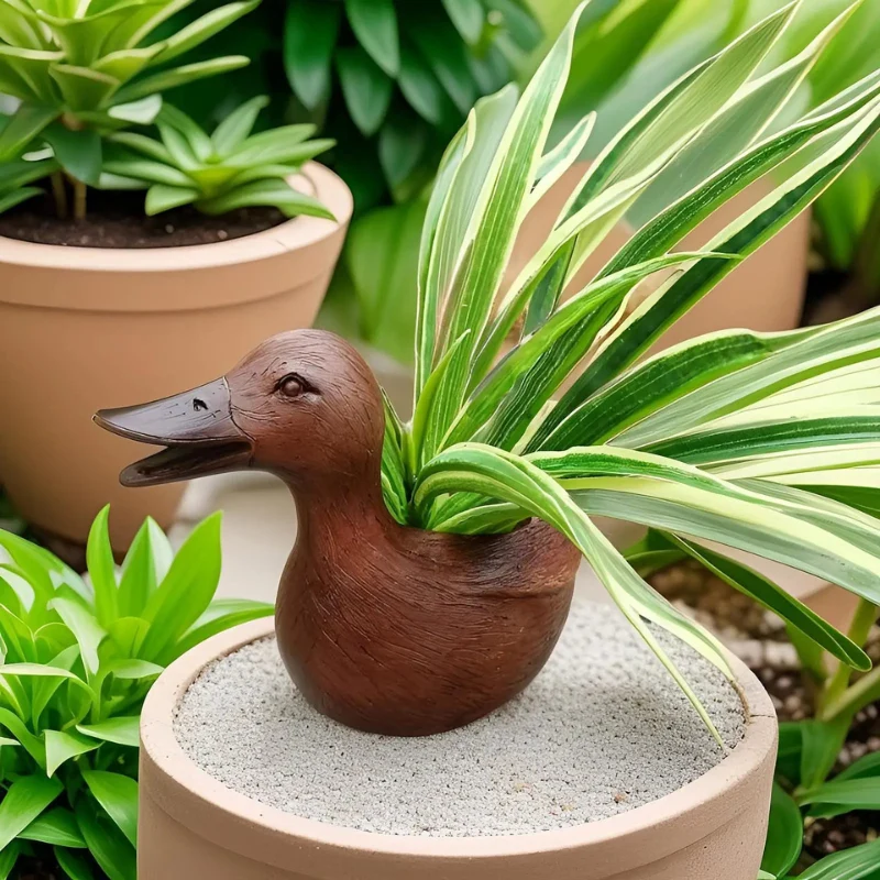 QuackVase - Andeformet Blomsterpotte til Indendørs og Udendørs Brug