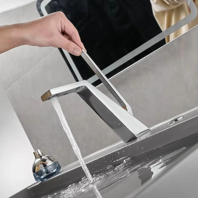 lowArt - Enkeltgrebs vandhane med kreativt design