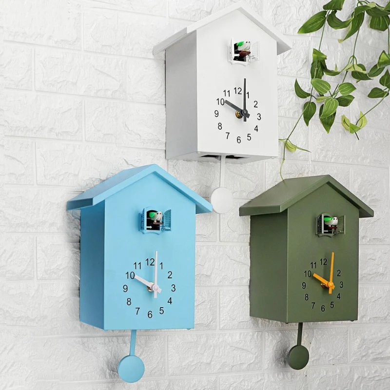 HomeTick - Vægur med Hjemmeinspireret Design og Digitalt Display