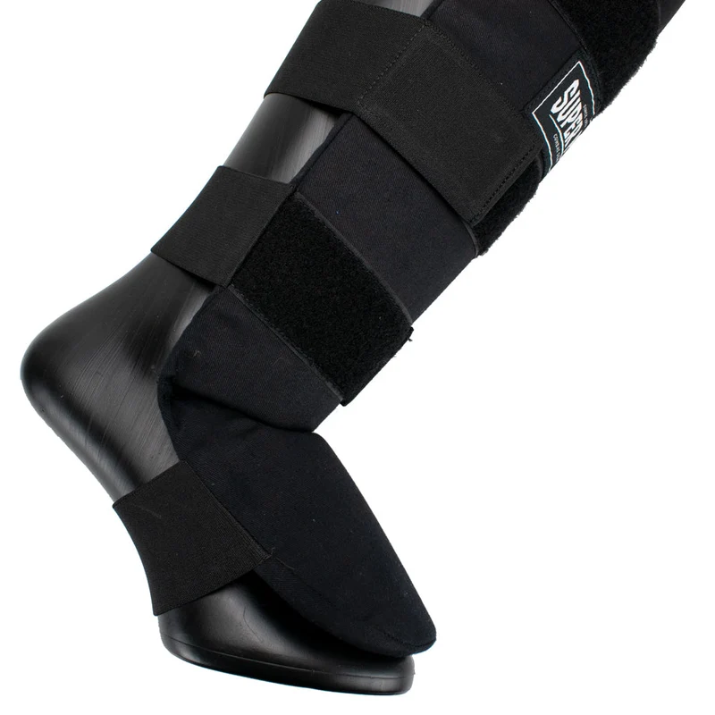 Super Pro Combat Gear Savior Scheenbeschermers - Zwart