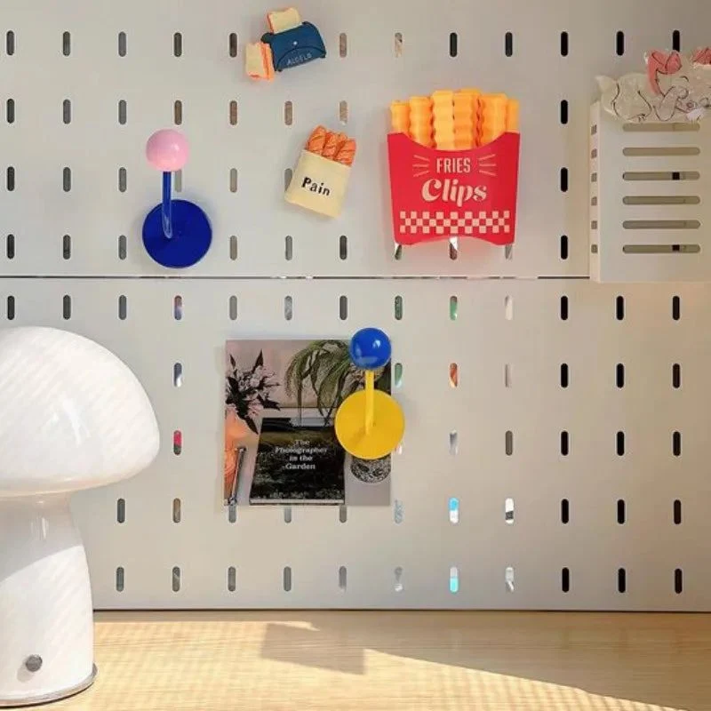 RetroGrip – Vægkrog med kugledesign