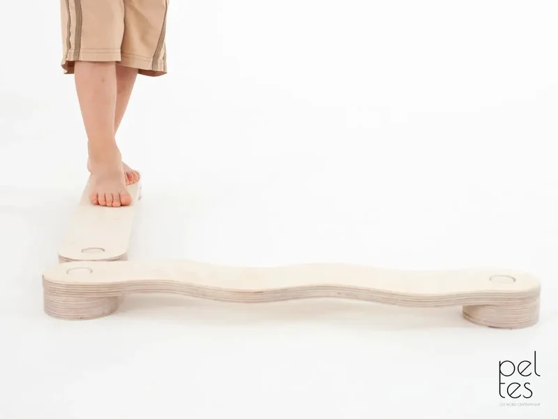 Poutres d'équilibre PELTES®, jouet Montessori, planche d'équilibre - Jeu de motricité enfant - Happymoon