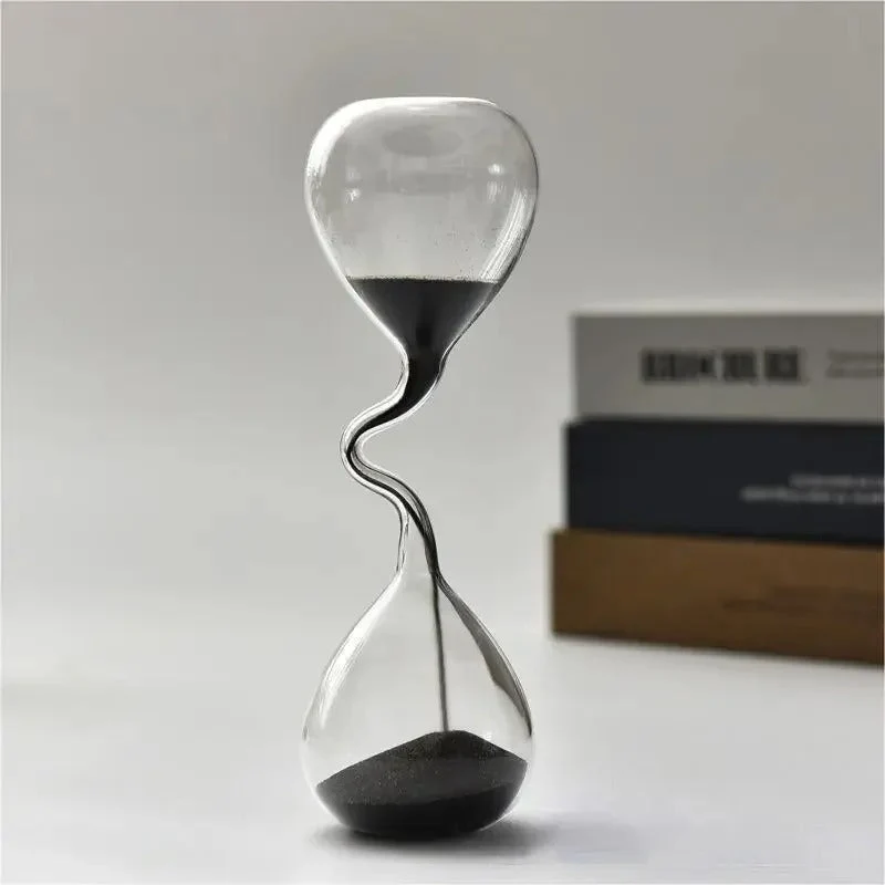 CurvyTime – Sort timeglas med elegant buet design