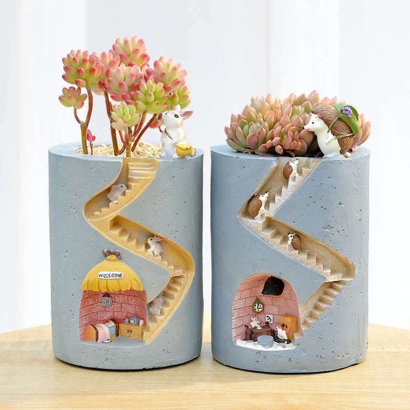 FantaFusion – Kunstneriske blomsterpotter med fantasifulde dyrefigurer og skulpturel charme