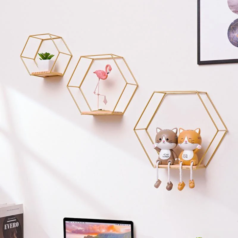 HexaNest – Sekskantet væghylde med geometrisk design til stilfuld opbevaring og udstilling