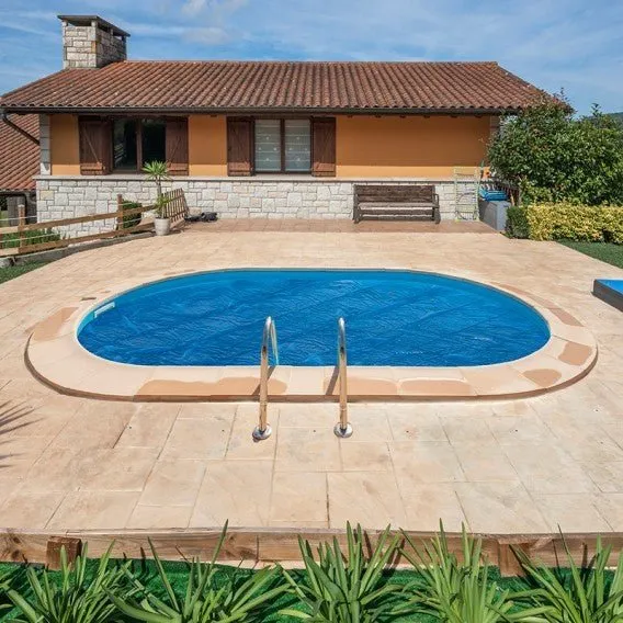 Gre Cubierta isotérmica para piscina enterrada ovalada
