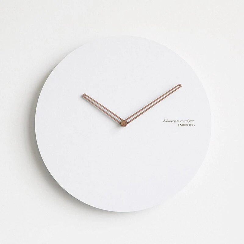 ZenClock – Støjsvag Vægur med Minimalistisk Design til Rolige og Moderne Hjem
